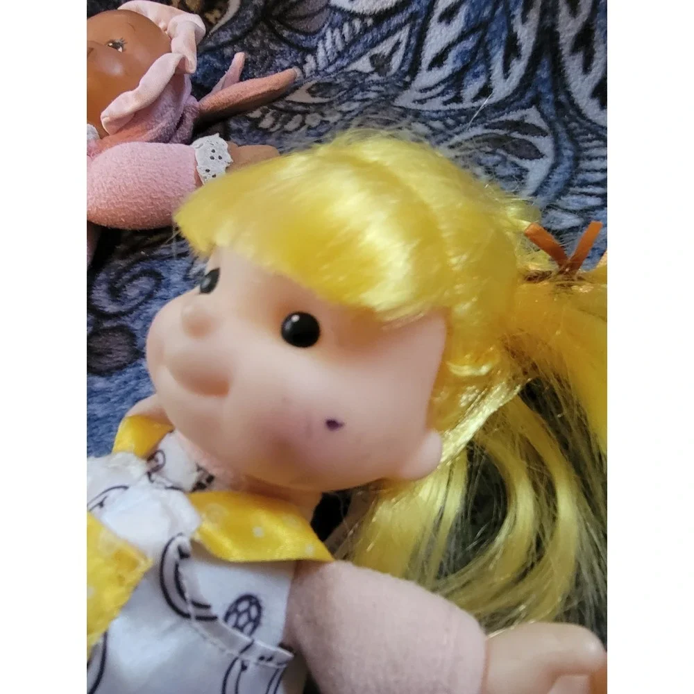 Fisher-Price Smiley Kids Doll Blonde Hair Yellow Outfit 2000 Mattel‎ Vintage